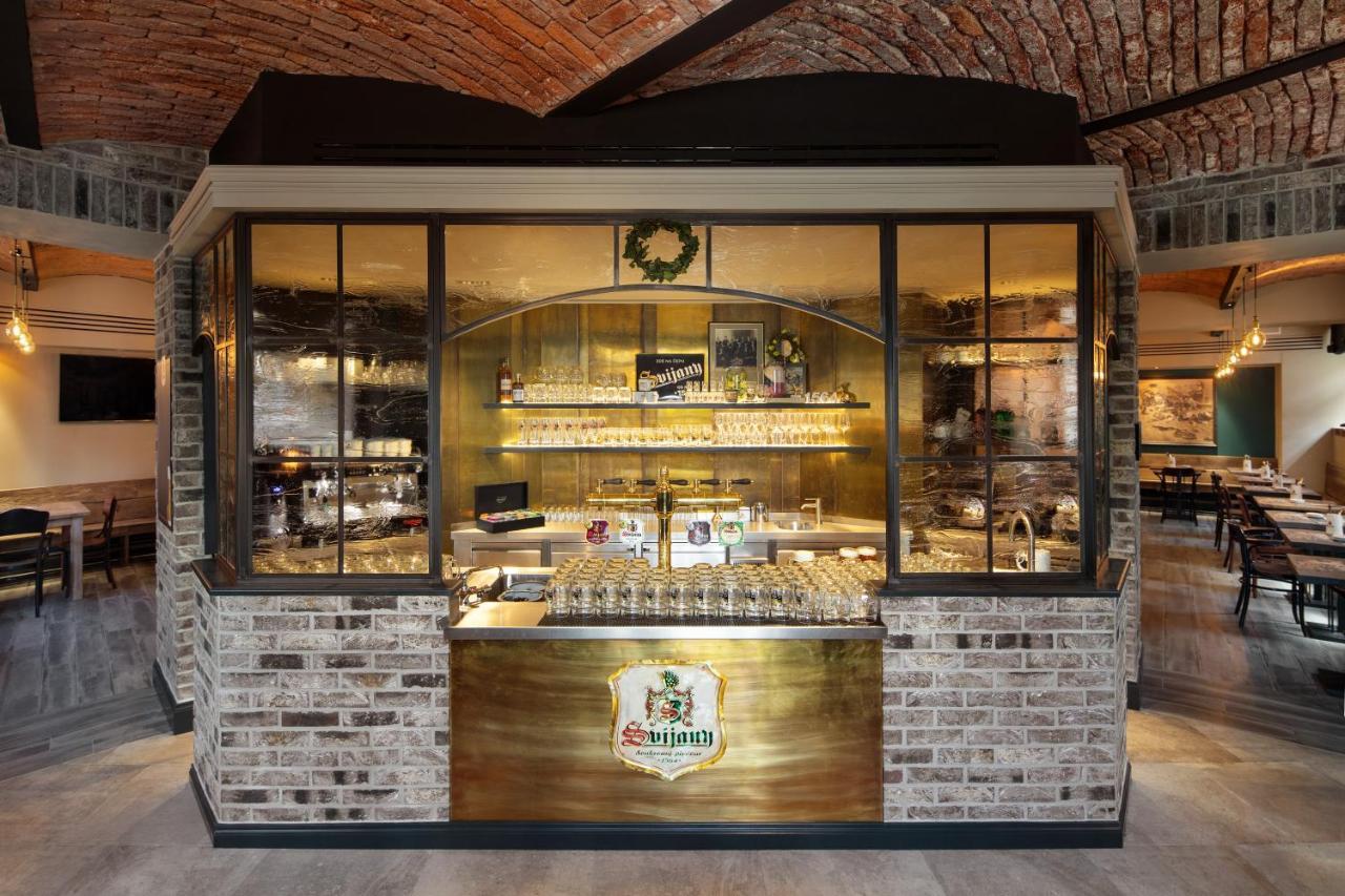 列夫兹拉季号角大酒店 利贝雷茨 外观 照片
